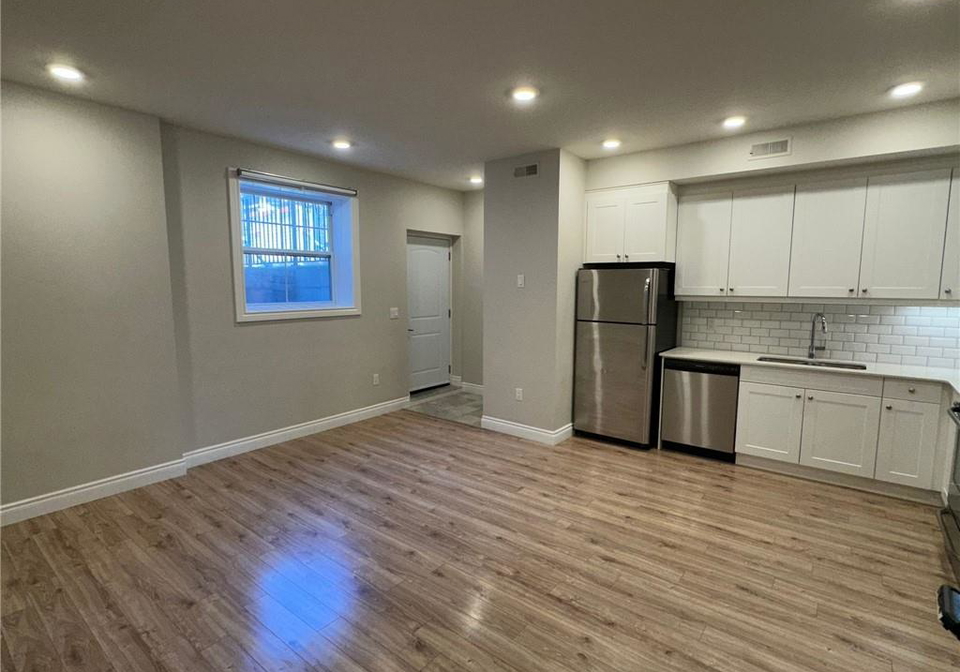 112-union-street-waterloo-ontario-40833890