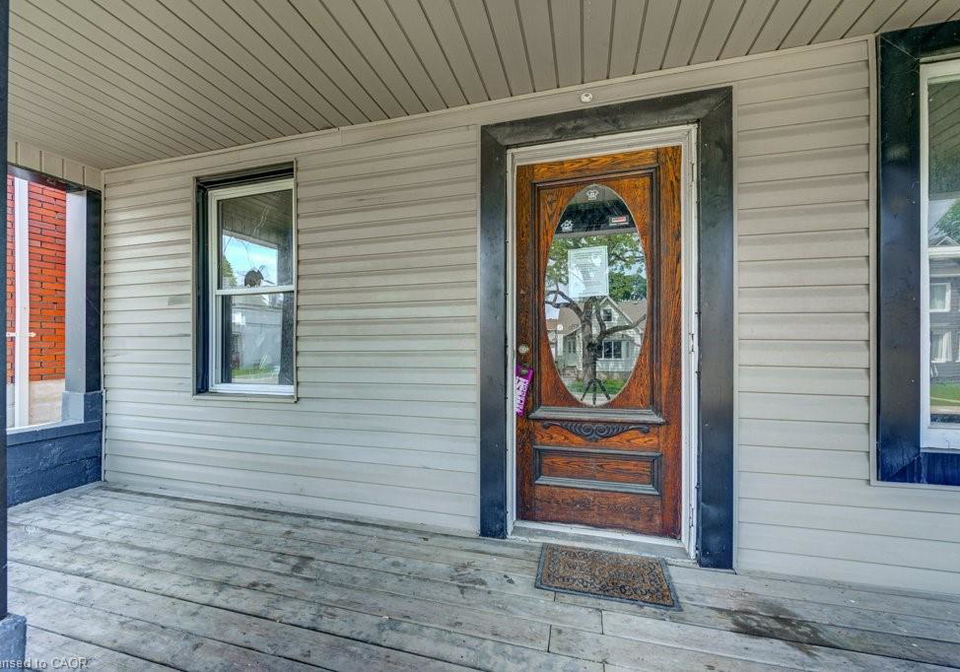 381-pierre-avenue-windsor-ontario-40833905