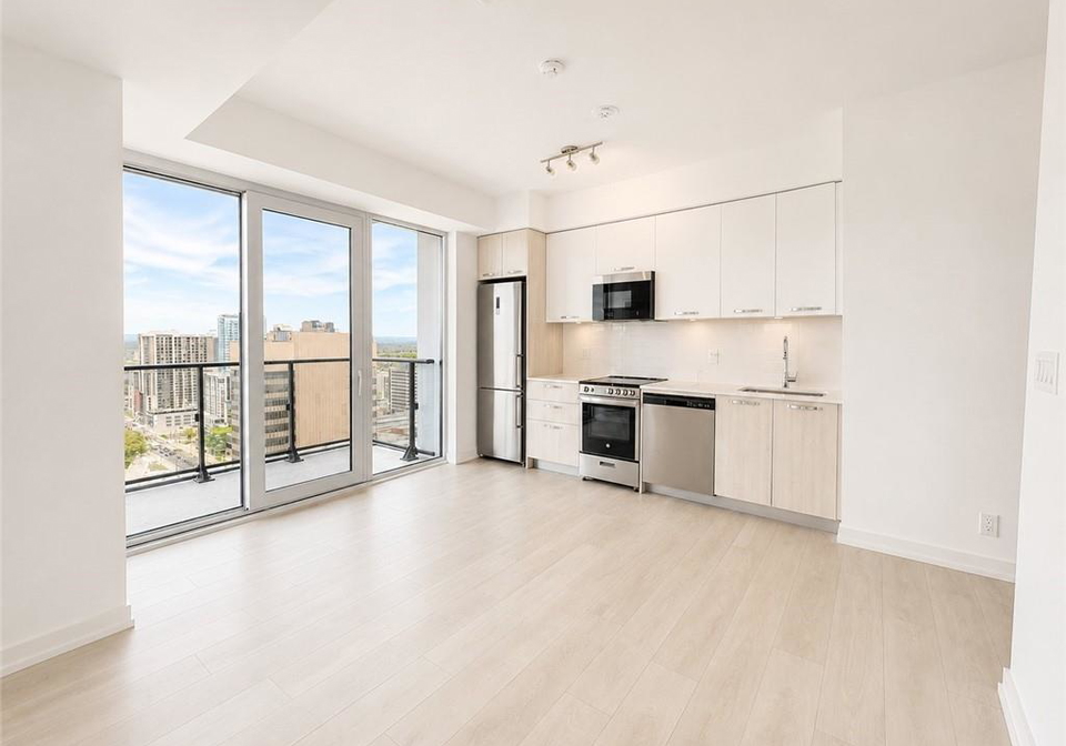75-james-street-s-hamilton-ontario-40833924
