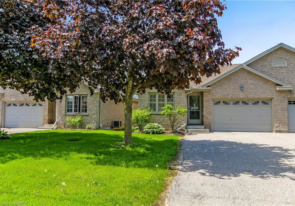 19-hanlon-place-paris-ontario-40833961