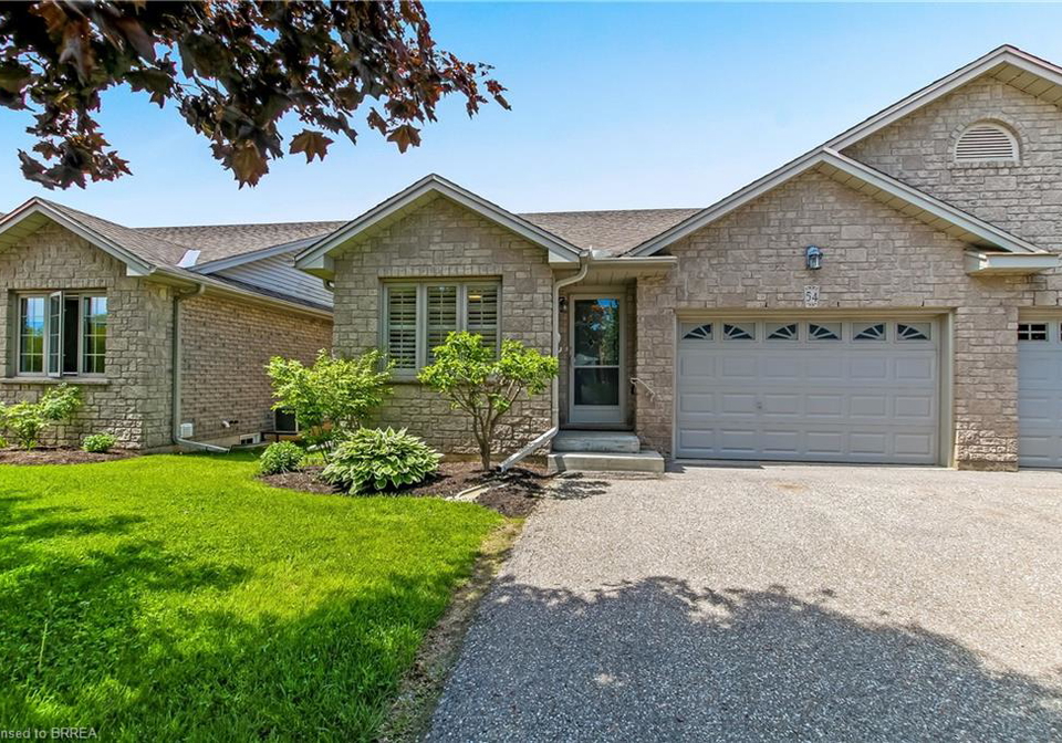 19-hanlon-place-paris-ontario-40833961