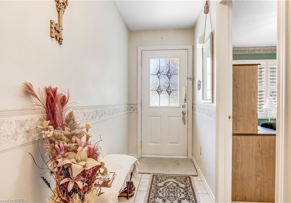 19-hanlon-place-paris-ontario-40833961