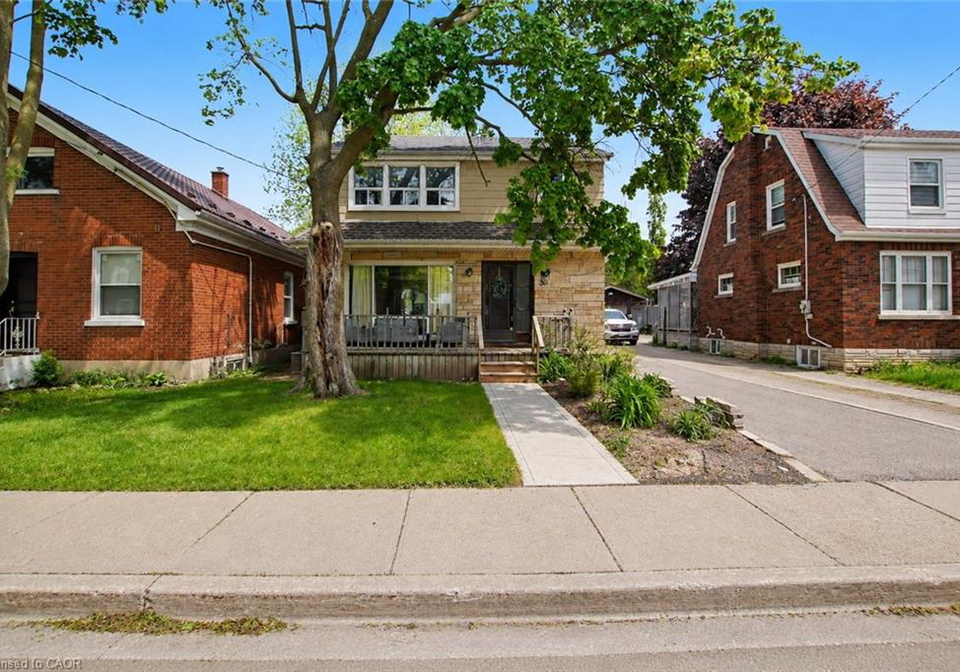 39-henry-street-cambridge-ontario-40833988