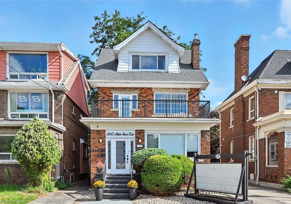 1047-main-street-e-hamilton-ontario-40833993