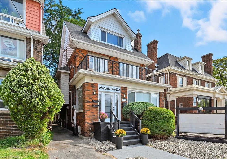 1047-main-street-e-hamilton-ontario-40833993
