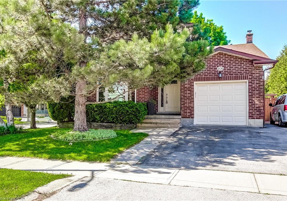 2130-cleaver-avenue-burlington-ontario-40834020