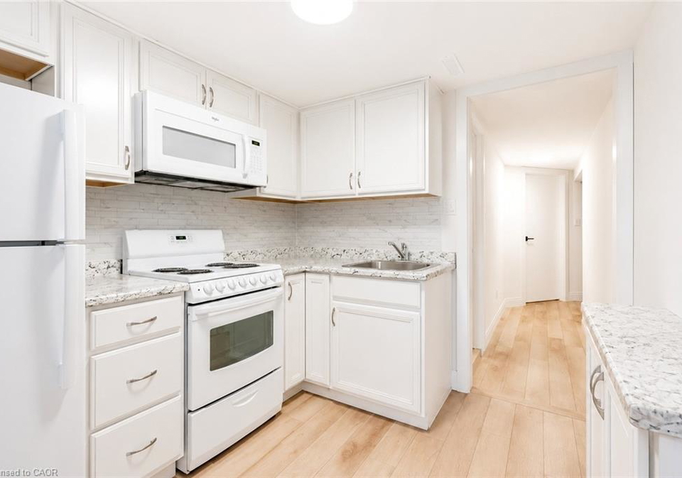 53-broken-oak-crescent-kitchener-ontario-40834060