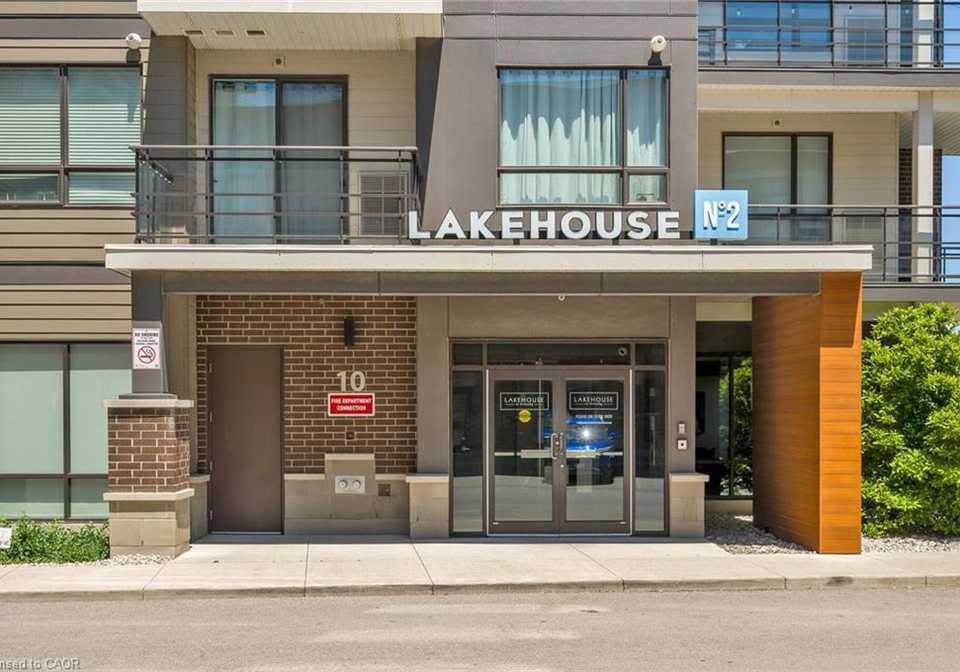 10-esplanade-lane-grimsby-ontario-40834082