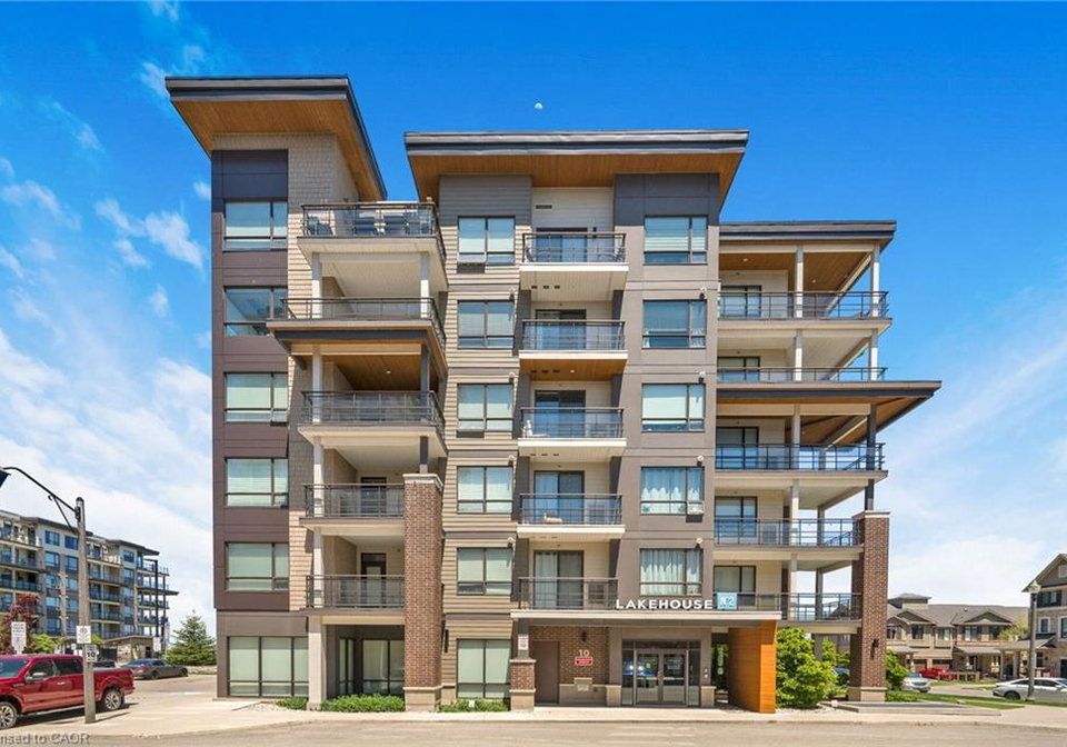 10-esplanade-lane-grimsby-ontario-40834082