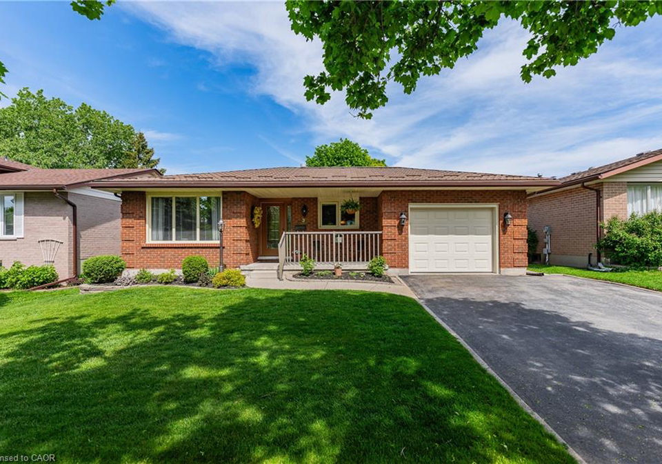 35-countryside-crescent-kitchener-ontario-40834105