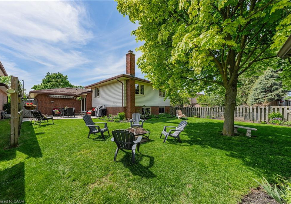 35-countryside-crescent-kitchener-ontario-40834105