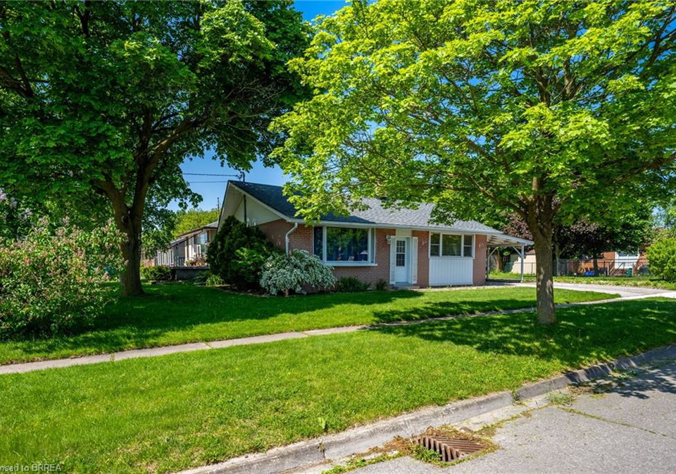 6-gray-gate-georgetown-ontario-40834120