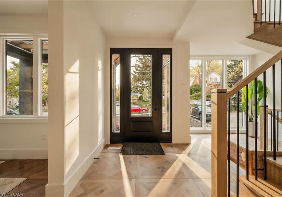 126-oxford-street-guelph-ontario-40834186