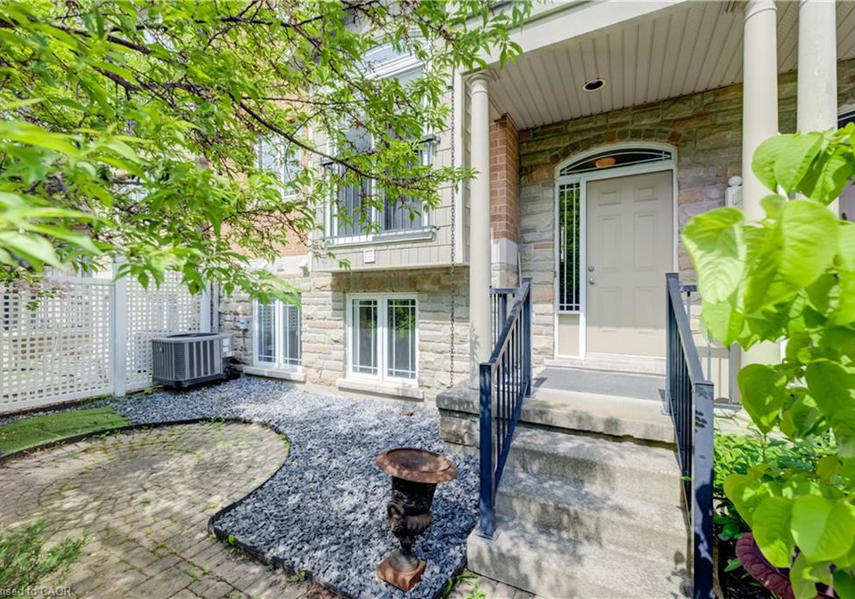 35-grosvenor-lane-cambridge-ontario-40834187