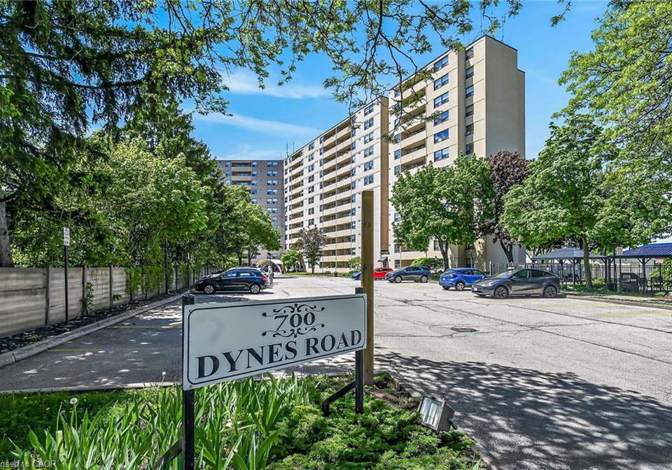 700-dynes-road-burlington-ontario-40834202