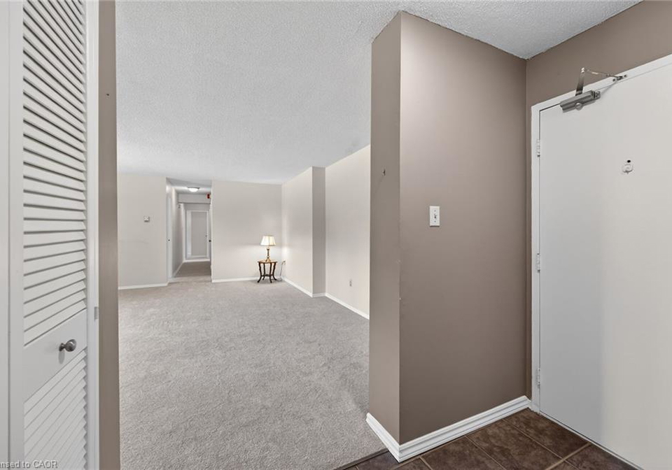 700-dynes-road-burlington-ontario-40834202