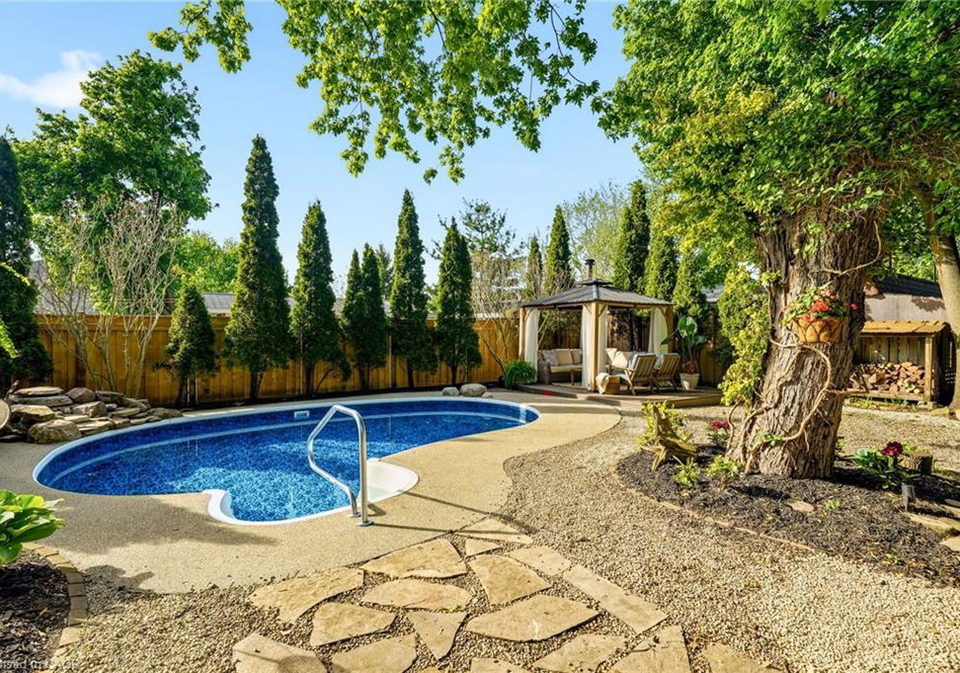 329-plains-road-w-burlington-ontario-40834213