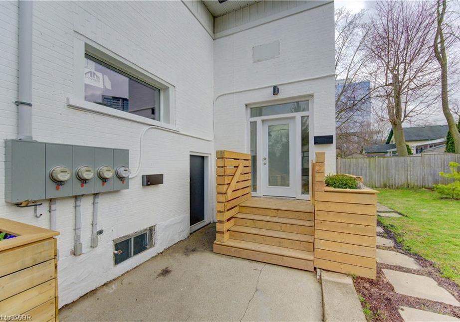 67-louisa-street-kitchener-ontario-40834223