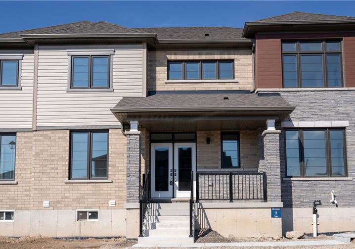 10-adeline-crescent-breslau-ontario-40834233