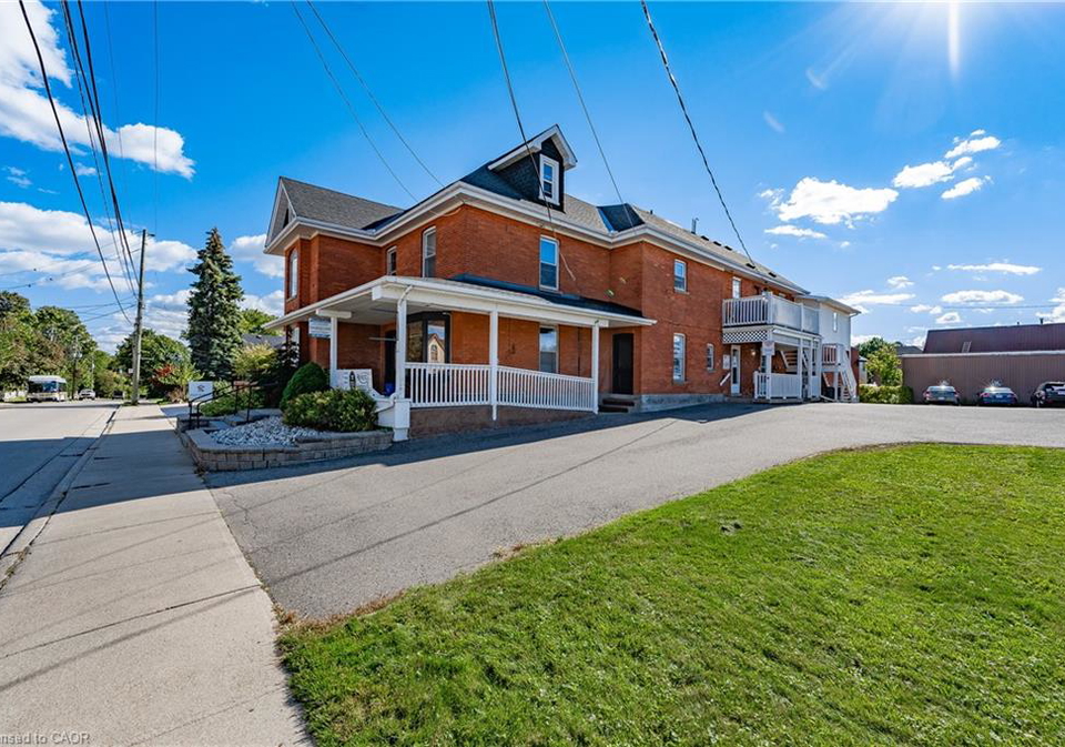22-mill-street-s-waterdown-ontario-40834238