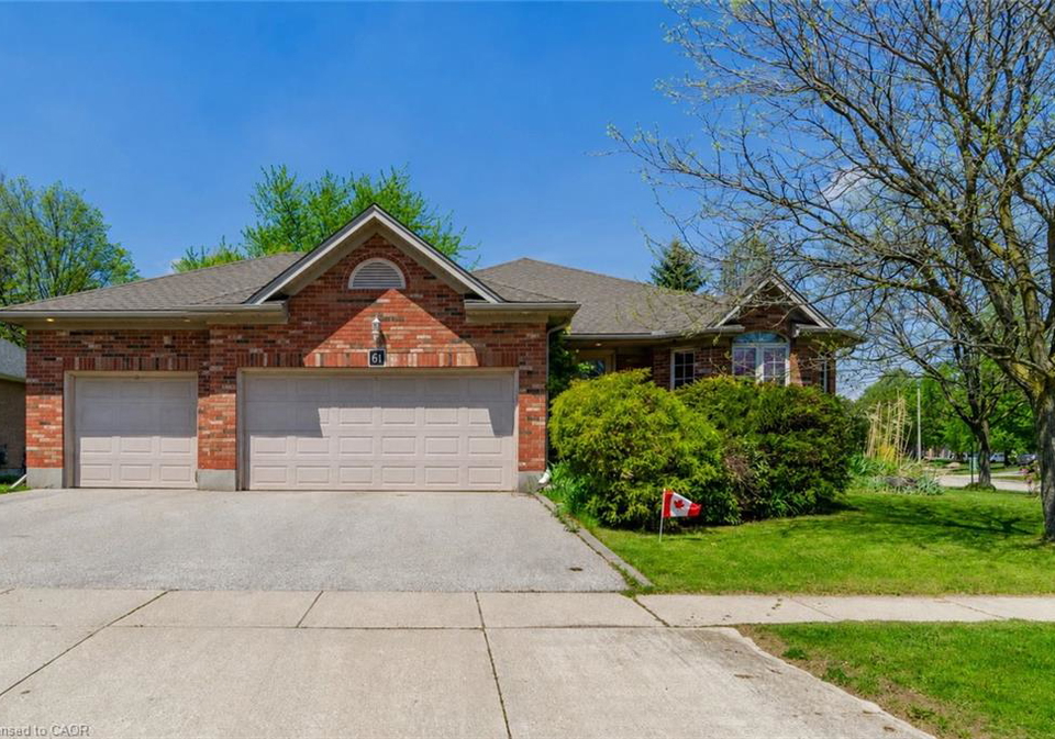 61-devils-creek-drive-cambridge-ontario-40834245