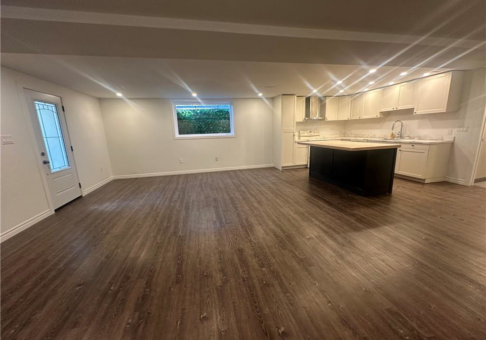 7-currie-street-hamilton-ontario-40834256