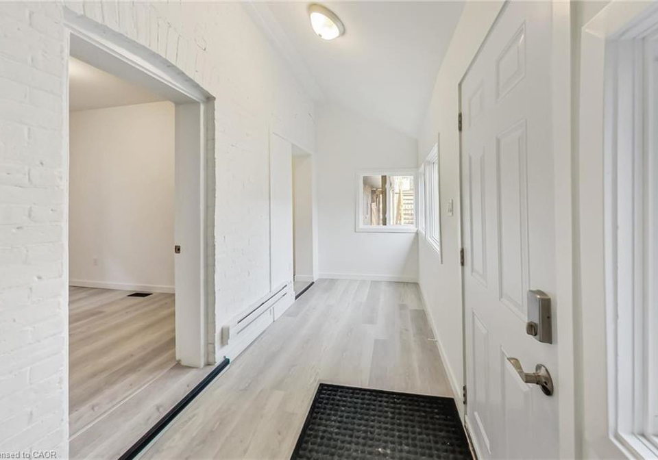 91-water-street-s-cambridge-ontario-40834260