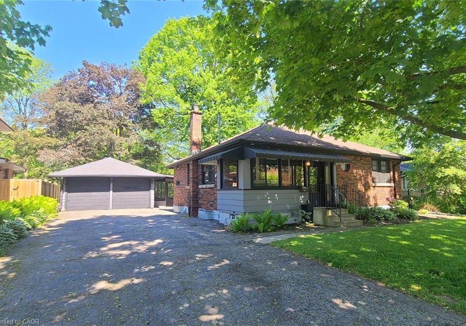 38-helen-street-dundas-ontario-40834282
