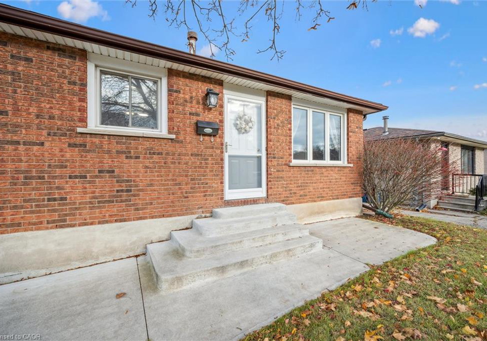 217-johanna-drive-cambridge-ontario-40834286