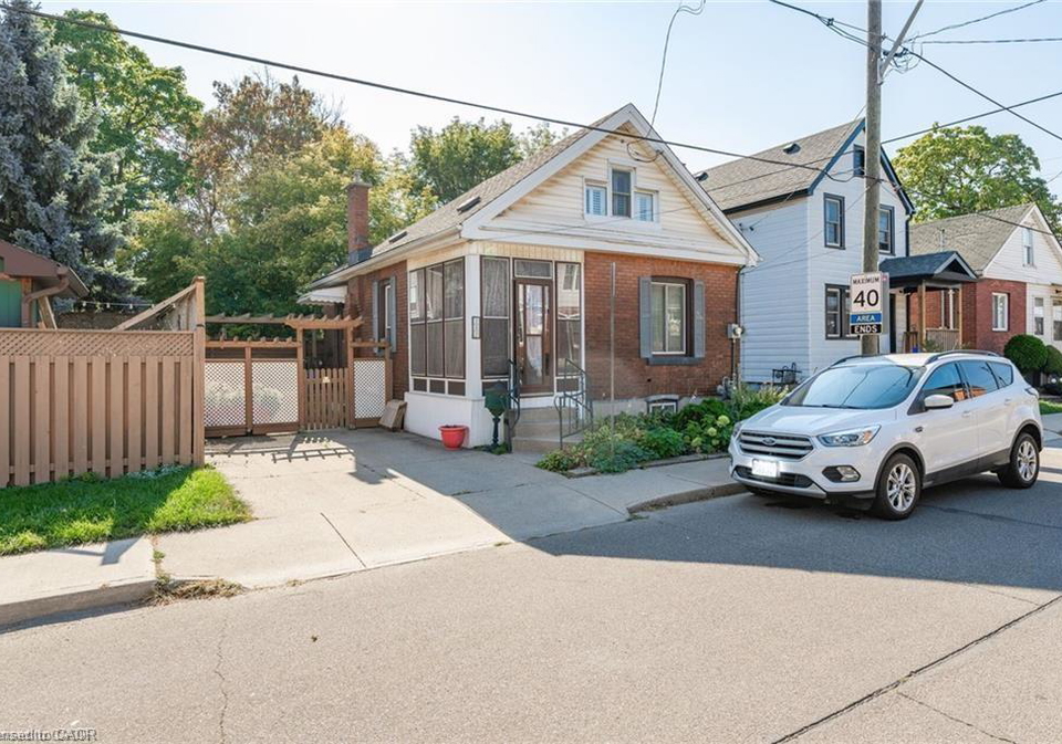 252-beechwood-avenue-hamilton-ontario-40834306