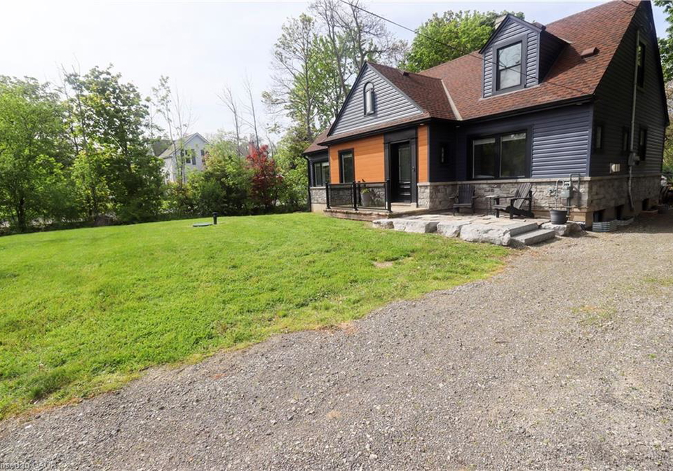 1429-highway-no-8-highway-stoney-creek-ontario-40834314