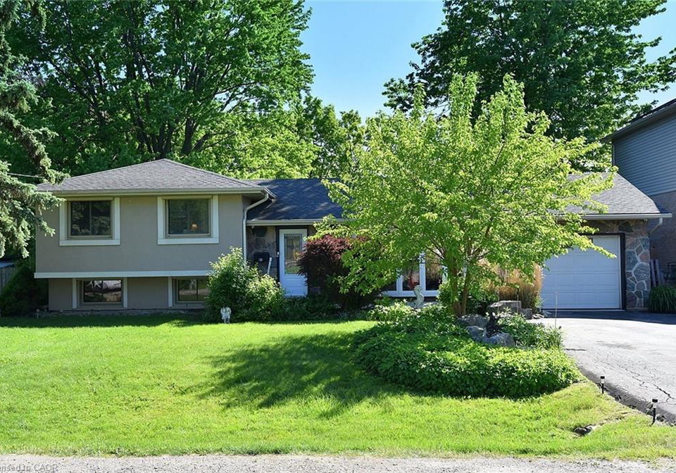 18-dennis-avenue-hamilton-ontario-40834320