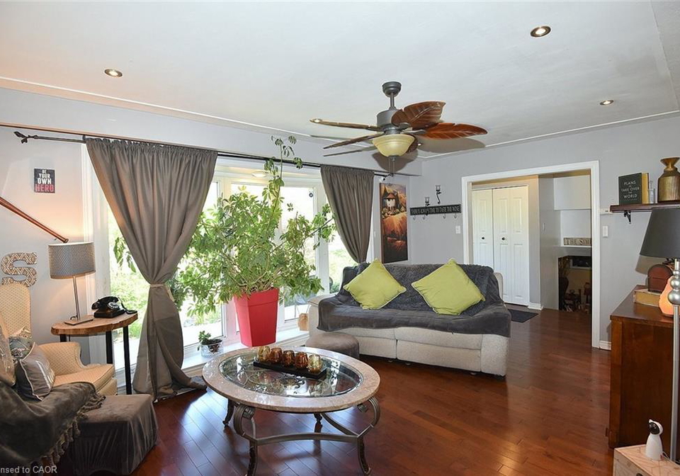 18-dennis-avenue-hamilton-ontario-40834320