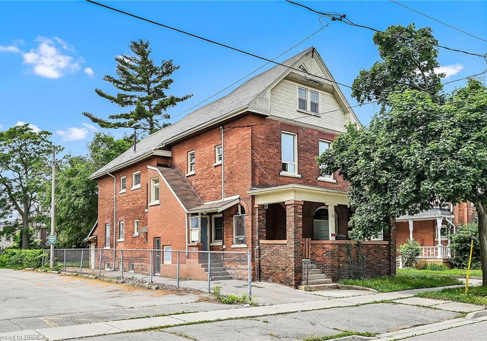 33-nelson-street-brantford-ontario-40834347