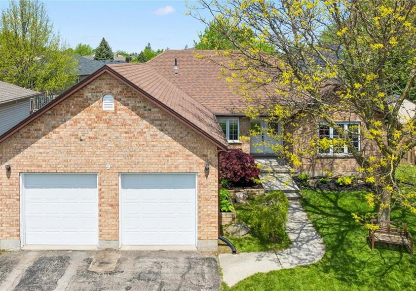 9-berdux-place-wellesley-ontario-40834404