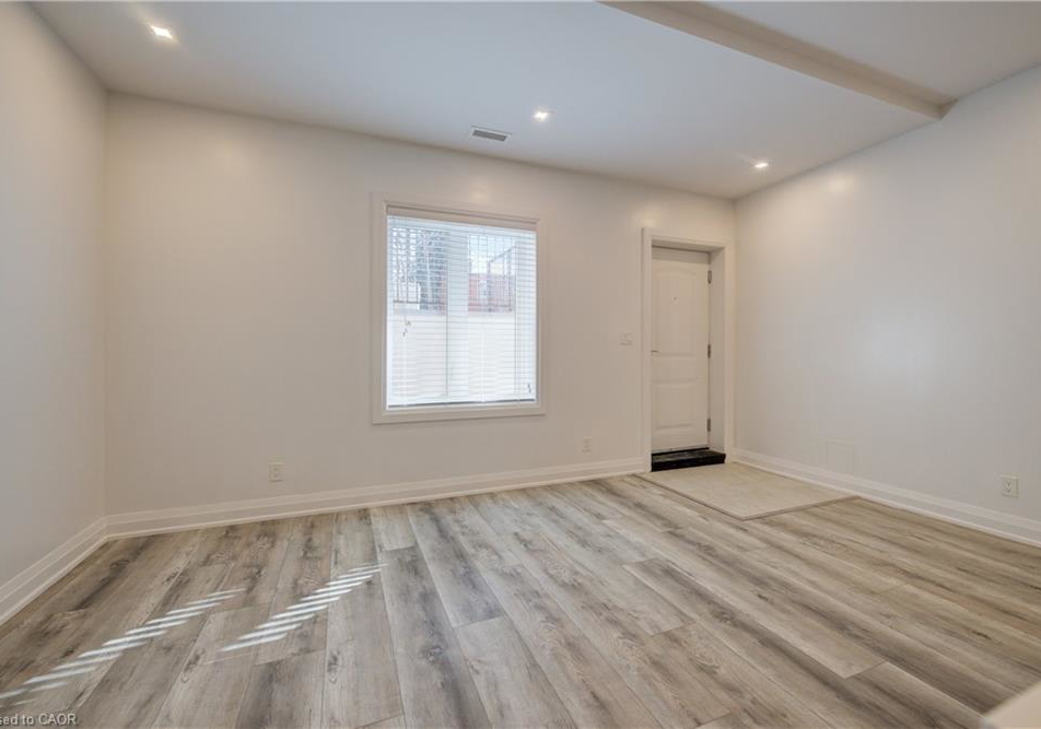 55-wood-street-kitchener-ontario-40834411