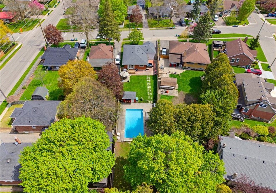 322-moore-street-cambridge-ontario-40834444