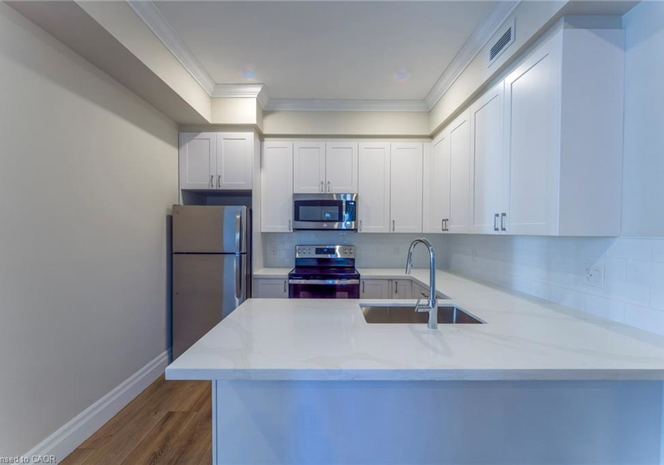 100-charlton-avenue-w-hamilton-ontario-40834448
