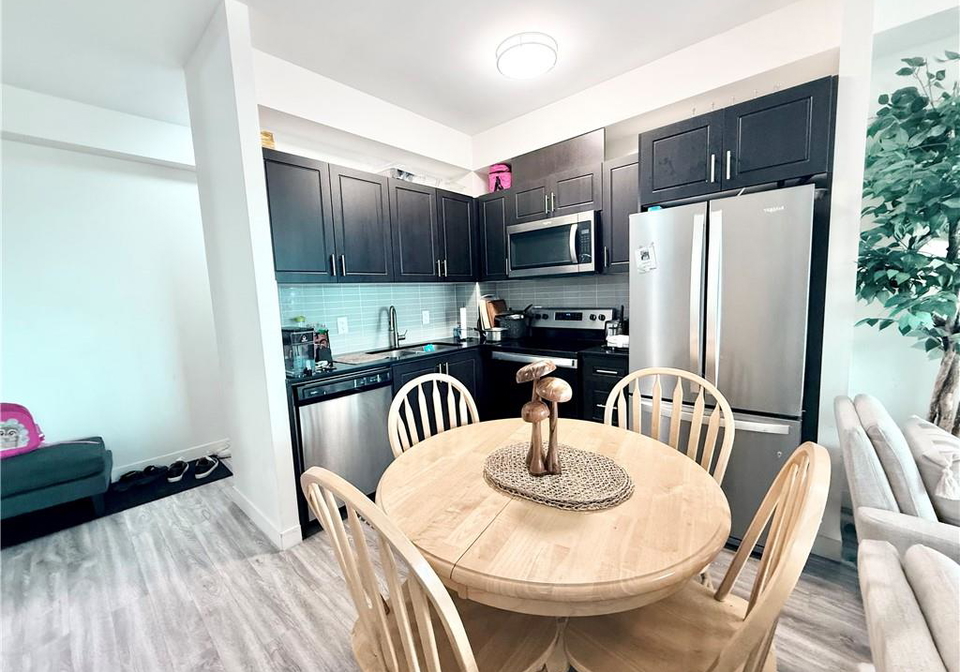 128-king-street-n-waterloo-ontario-40834449