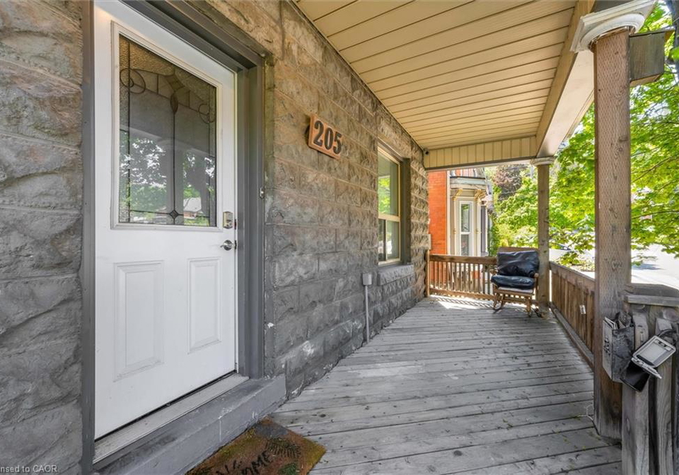 205-ferguson-avenue-s-hamilton-ontario-40834466