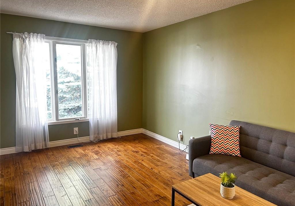 254-camille-crescent-waterloo-ontario-40834468