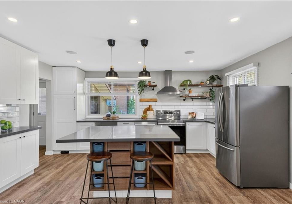 35-weichel-street-kitchener-ontario-40834508