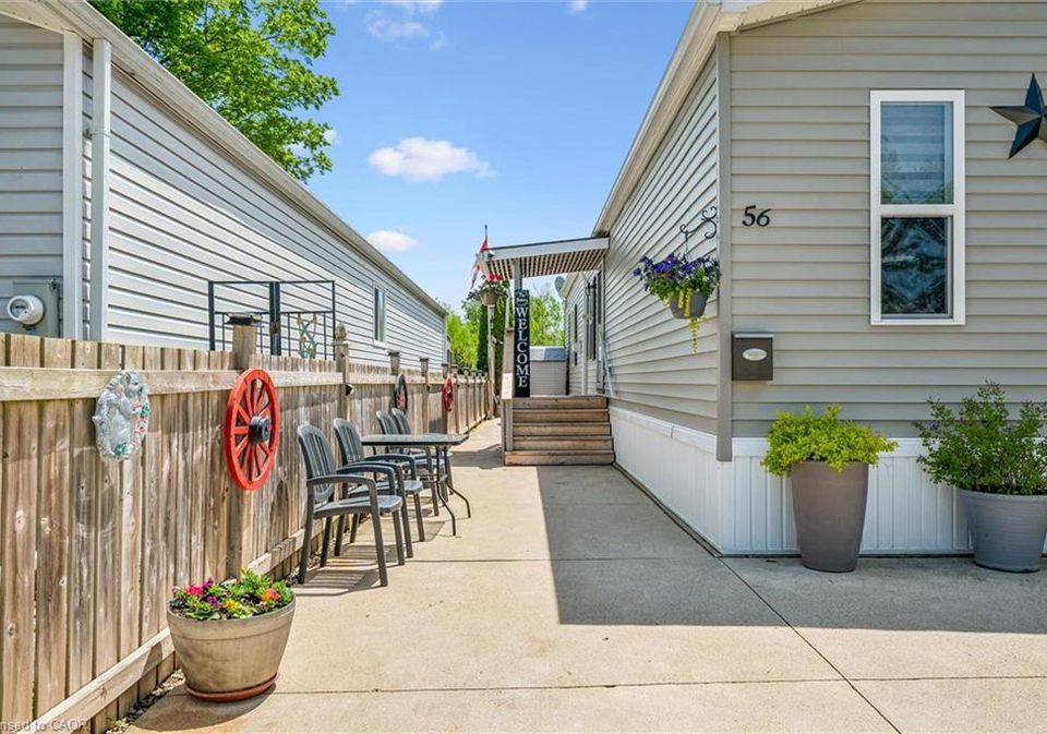 56-ash-avenue-puslinch-ontario-40834510