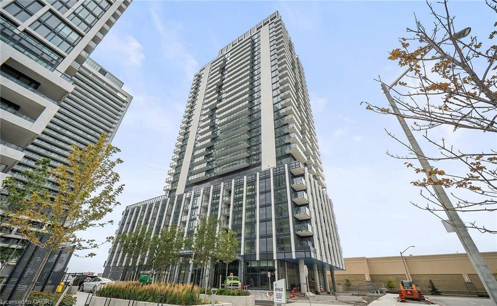 27-korda-gate-vaughan-ontario-40834517