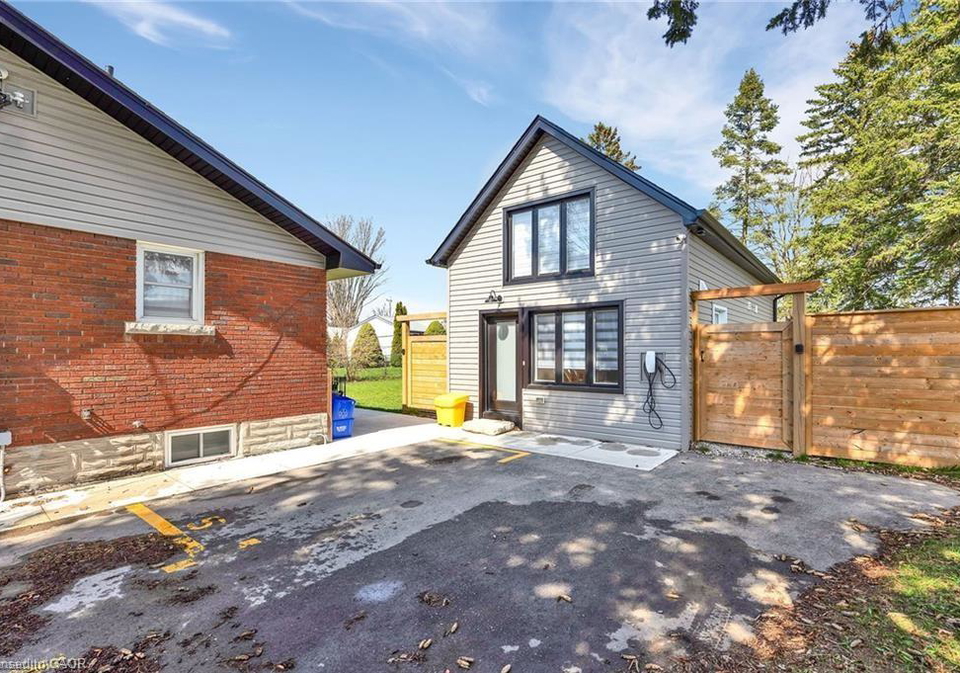 48-harber-avenue-kitchener-ontario-40834521