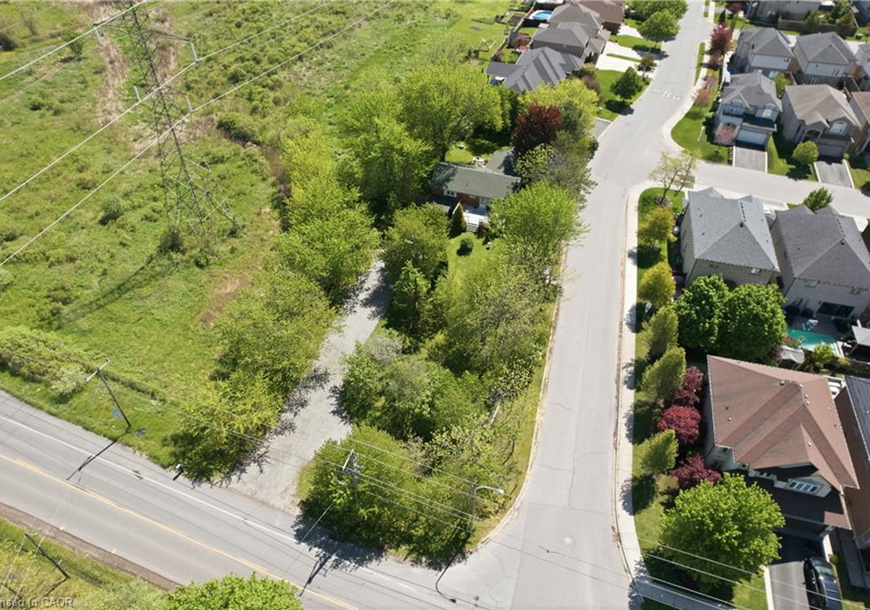 227-glancaster-road-ancaster-ontario-40834537