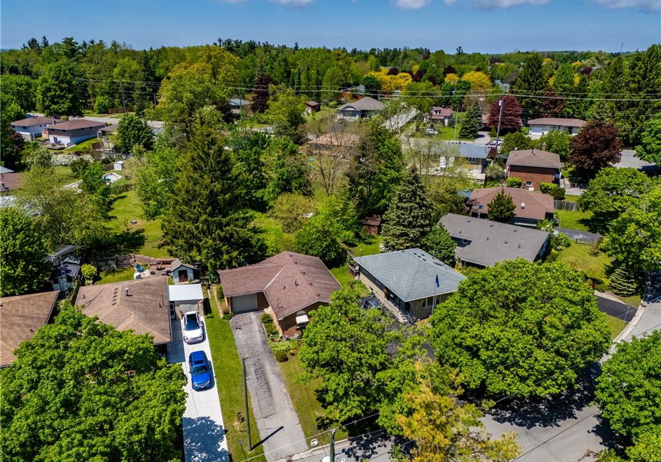93-oakwood-avenue-simcoe-ontario-40834564