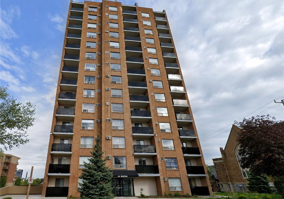 64-benton-street-kitchener-ontario-40834589