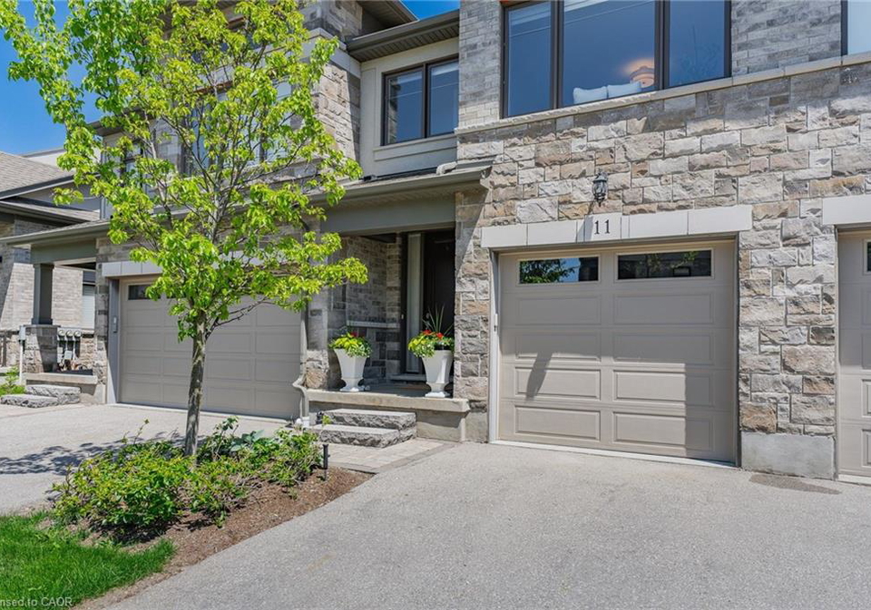 243-grey-silo-road-waterloo-ontario-40834591