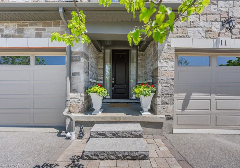 243-grey-silo-road-waterloo-ontario-40834591
